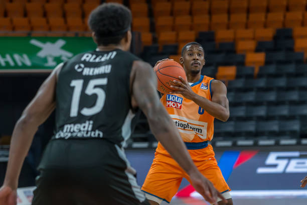 球队不仅在 球队不仅在