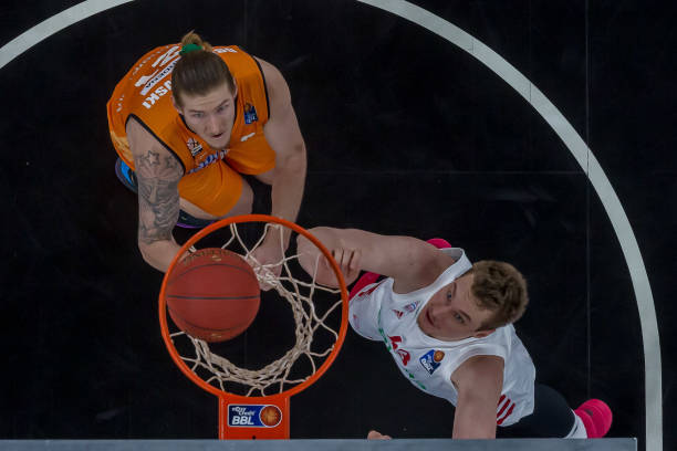 而这些全方 而这些全方