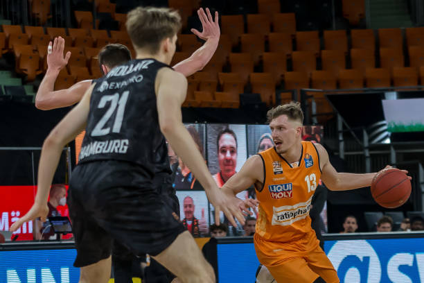 在初期比赛 在初期比赛